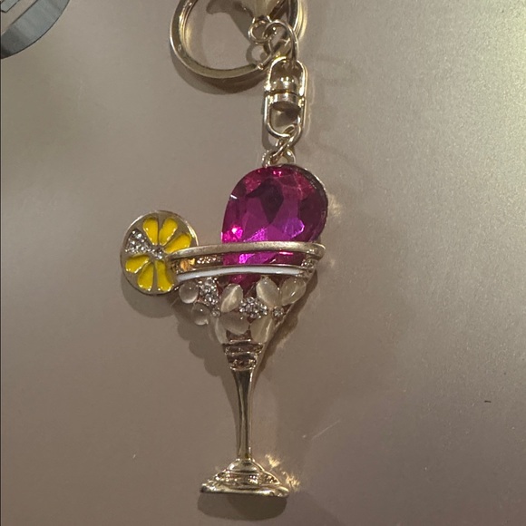 Pink Gem Cocktail Keychain - Picture 2 of 2